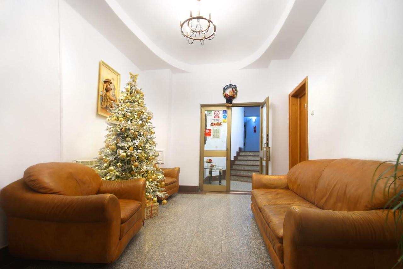 Vila Teleconstructia Slanic Moldova Ngoại thất bức ảnh