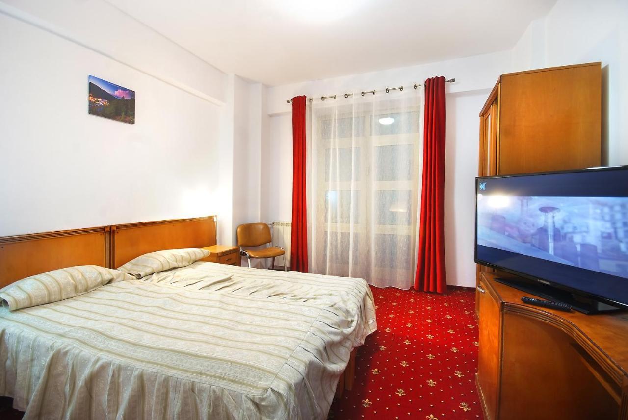 Vila Teleconstructia Slanic Moldova Ngoại thất bức ảnh